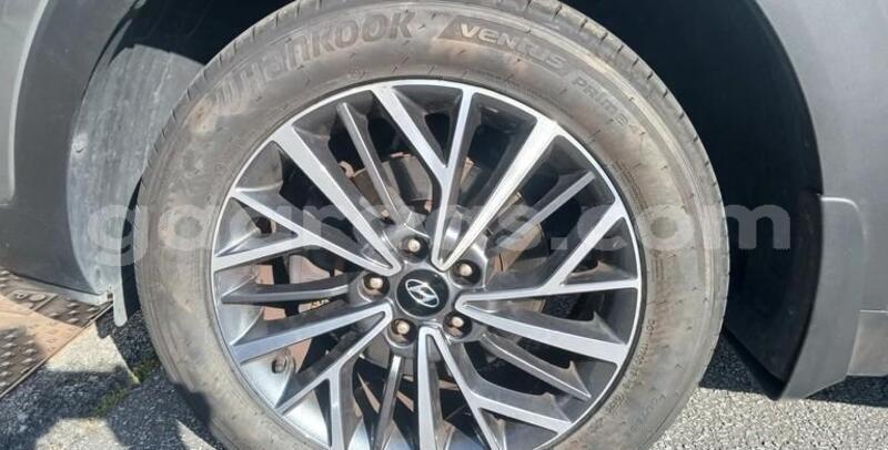 Big with watermark hyundai tucson bagmati behind berlin 33634