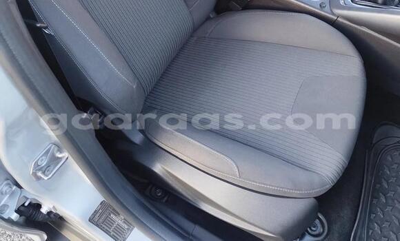 Acheter Occasion Voiture Ford Focus Gris à Bignona, Ziguinchor Acheter Occasion Voiture Ford Focus Gris à Bignona, Ziguinchor