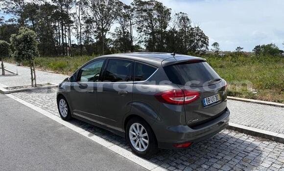 Acheter Occasion Voiture Ford C-MAX Gris à Bambey, Diourbel Acheter Occasion Voiture Ford C-MAX Gris à Bambey, Diourbel
