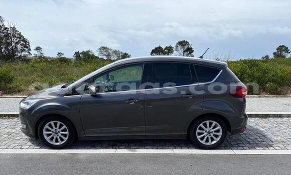 Acheter Occasion Voiture Ford C-MAX Gris à Bambey, Diourbel Acheter Occasion Voiture Ford C-MAX Gris à Bambey, Diourbel