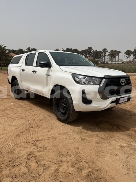 Big with watermark toyota hilux dakar dakar 33645