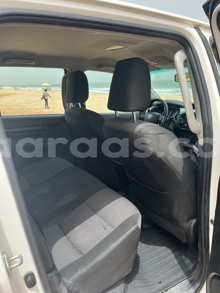 Big with watermark toyota hilux dakar dakar 33645