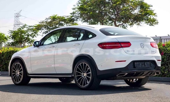 Buy Used Mercedes-Benz GLC 250D Other Car in Damniadio in Dakar Buy Used Mercedes-Benz GLC 250D Other Car in Damniadio in Dakar
