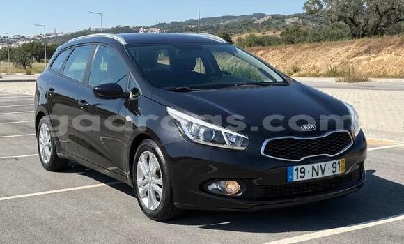 Acheter Occasion Voiture Kia Cee'd Noir à Bambey, Diourbel Acheter Occasion Voiture Kia Cee'd Noir à Bambey, Diourbel