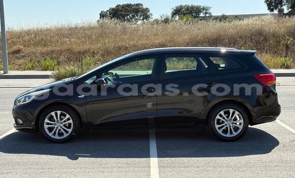 Acheter Occasion Voiture Kia Cee'd Noir à Bambey, Diourbel Acheter Occasion Voiture Kia Cee'd Noir à Bambey, Diourbel