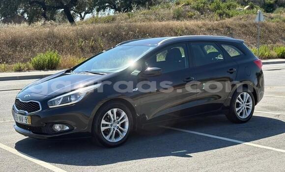 Acheter Occasion Voiture Kia Cee'd Noir à Bambey, Diourbel Acheter Occasion Voiture Kia Cee'd Noir à Bambey, Diourbel