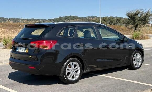 Acheter Occasion Voiture Kia Cee'd Noir à Bambey, Diourbel Acheter Occasion Voiture Kia Cee'd Noir à Bambey, Diourbel