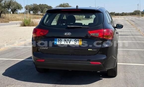 Acheter Occasion Voiture Kia Cee'd Noir à Bambey, Diourbel Acheter Occasion Voiture Kia Cee'd Noir à Bambey, Diourbel