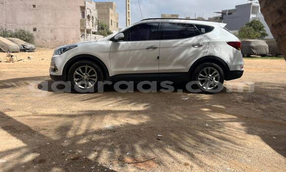 Acheter Occasion Voiture Hyundai Santa Fe Blanc à Dakar, Dakar Acheter Occasion Voiture Hyundai Santa Fe Blanc à Dakar, Dakar