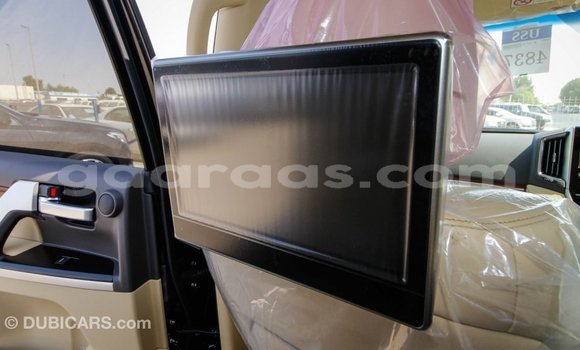 Acheter Import Utilitaire Toyota Land Cruiser Noir à Import - Dubai, Dakar Acheter Import Utilitaire Toyota Land Cruiser Noir à Import - Dubai, Dakar