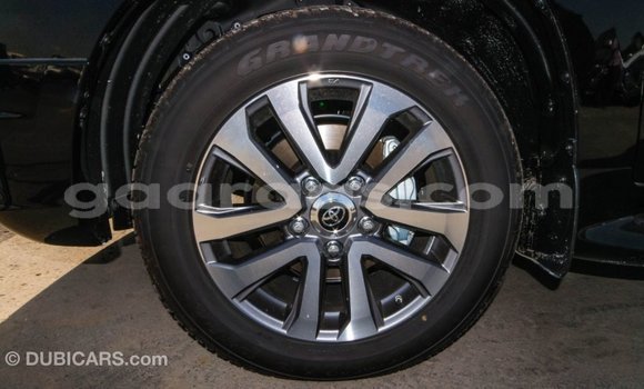 Acheter Import Utilitaire Toyota Land Cruiser Noir à Import - Dubai, Dakar Acheter Import Utilitaire Toyota Land Cruiser Noir à Import - Dubai, Dakar