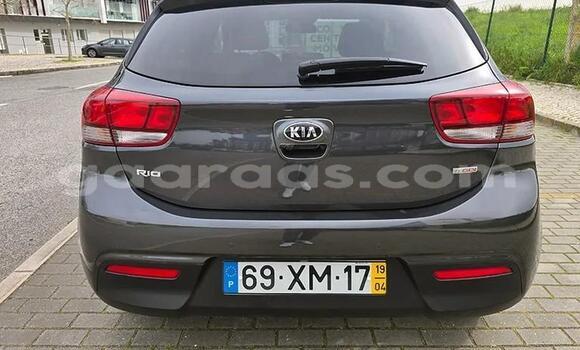 Acheter Occasion Voiture Kia Rio Gris de fer à Dabo, Kolda Acheter Occasion Voiture Kia Rio Gris de fer à Dabo, Kolda