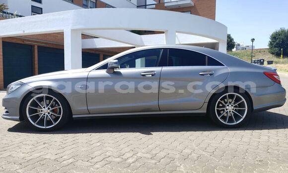 Acheter Occasion Voiture Mercedes-Benz CLS250 Gray à Richard Toll, Saint-Louis Acheter Occasion Voiture Mercedes-Benz CLS250 Gray à Richard Toll, Saint-Louis