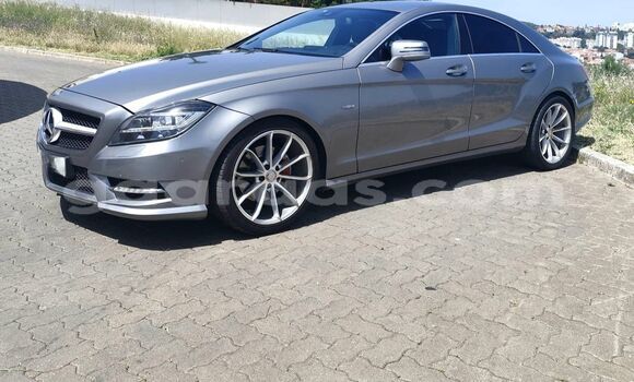 Acheter Occasion Voiture Mercedes-Benz CLS250 Gray à Richard Toll, Saint-Louis Acheter Occasion Voiture Mercedes-Benz CLS250 Gray à Richard Toll, Saint-Louis