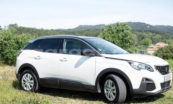 Acheter Occasion Voiture Peugeot 3008 Blanc à Bakel, Tambacounda Acheter Occasion Voiture Peugeot 3008 Blanc à Bakel, Tambacounda