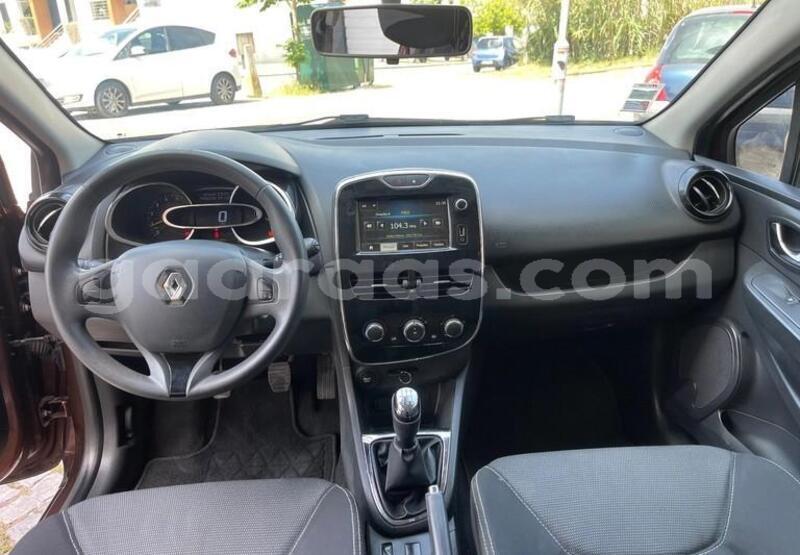 Big with watermark renault clio kolda dabo 33674