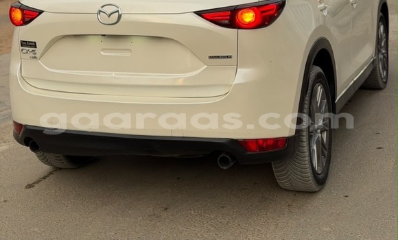 Buy Used Mazda CX-5 Blanc Car in Dakar in Dakar Buy Used Mazda CX-5 Blanc Car in Dakar in Dakar