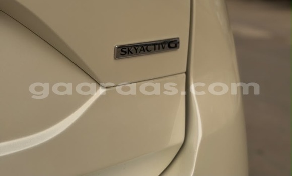 Buy Used Mazda CX-5 Blanc Car in Dakar in Dakar Buy Used Mazda CX-5 Blanc Car in Dakar in Dakar
