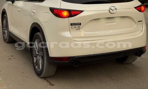 Buy Used Mazda CX-5 Blanc Car in Dakar in Dakar Buy Used Mazda CX-5 Blanc Car in Dakar in Dakar