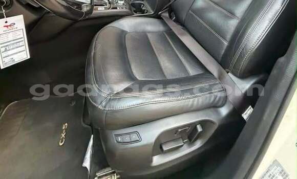Buy Used Mazda CX-5 White Car in Dakar in Dakar Buy Used Mazda CX-5 White Car in Dakar in Dakar