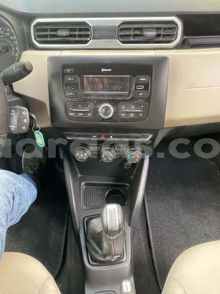 Big with watermark renault duster dakar dakar 33685