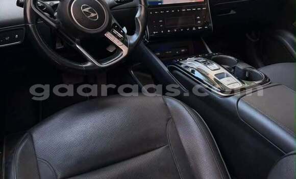 Buy Used Hyundai Tucson White Car in Dakar in Dakar Buy Used Hyundai Tucson White Car in Dakar in Dakar