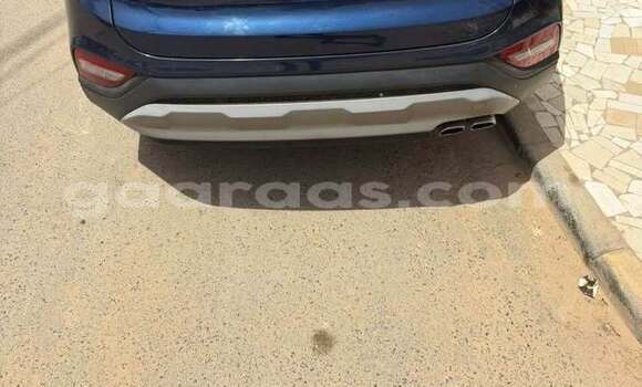 Buy Used Hyundai Santa Fe Blue Car in Dakar in Dakar Buy Used Hyundai Santa Fe Blue Car in Dakar in Dakar