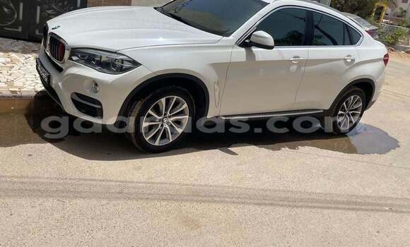 Buy Used BMW X6 White Car in Dakar in Dakar