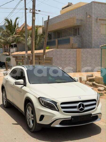 Big with watermark mercedes benz gla klasse dakar dakar 33703