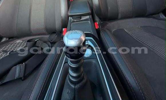 Buy Used Peugeot 308 White Car in Dakar in Dakar Buy Used Peugeot 308 White Car in Dakar in Dakar