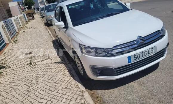 Dieundeu Occasion Citroen C-Elysee Blanc Auto in Bignona in Ziguinchor Dieundeu Occasion Citroen C-Elysee Blanc Auto in Bignona in Ziguinchor