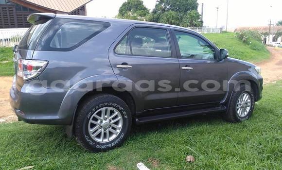 Acheter Occasion Voiture Toyota Fortuner Beige à Dakar, Dakar Acheter Occasion Voiture Toyota Fortuner Beige à Dakar, Dakar