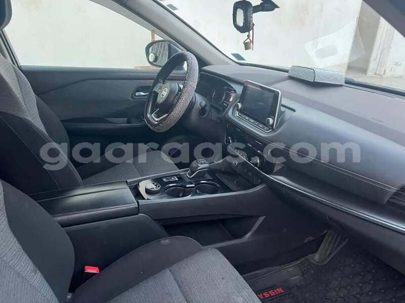Big with watermark nissan rogue dakar dakar 33735