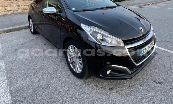 Acheter Occasion Voiture Peugeot 208 Noir à Dakar, Dakar Acheter Occasion Voiture Peugeot 208 Noir à Dakar, Dakar
