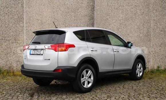 Acheter Occasion Voiture Toyota RAV4 Gris à Dakar, Dakar Acheter Occasion Voiture Toyota RAV4 Gris à Dakar, Dakar