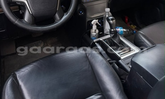 Acheter Occasion Voiture Toyota Prado Noir à Dakar, Dakar Acheter Occasion Voiture Toyota Prado Noir à Dakar, Dakar