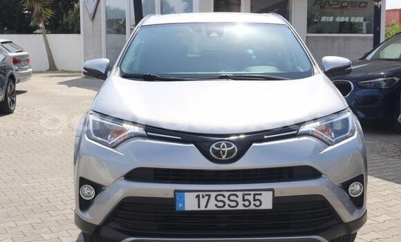 Acheter Occasion Voiture Toyota RAV4 Gris à Dabo, Kolda Acheter Occasion Voiture Toyota RAV4 Gris à Dabo, Kolda