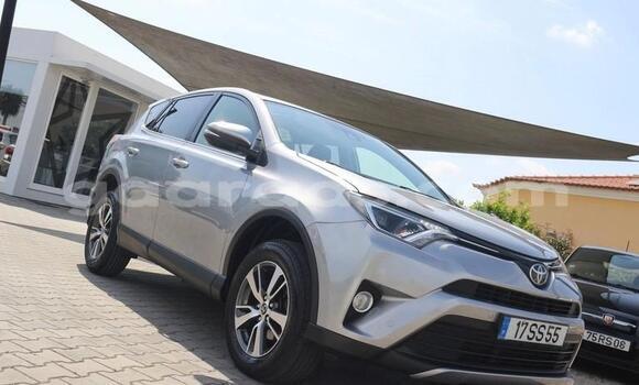 Acheter Occasion Voiture Toyota RAV4 Gris à Dabo, Kolda Acheter Occasion Voiture Toyota RAV4 Gris à Dabo, Kolda