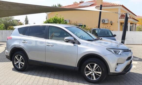 Acheter Occasion Voiture Toyota RAV4 Gris à Dabo, Kolda Acheter Occasion Voiture Toyota RAV4 Gris à Dabo, Kolda