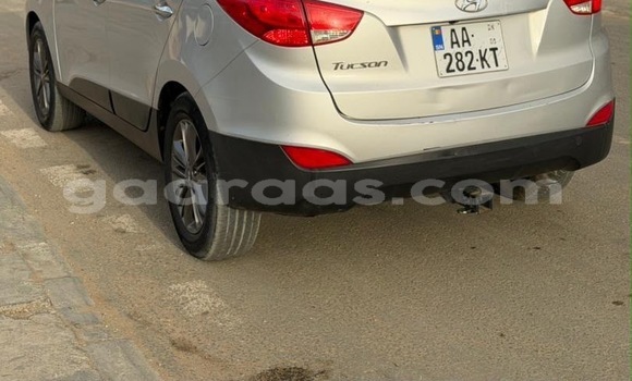 Buy Used Hyundai Tucson Silver Car in Dakar in Dakar Buy Used Hyundai Tucson Silver Car in Dakar in Dakar