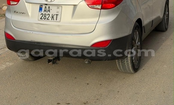 Buy Used Hyundai Tucson Silver Car in Dakar in Dakar Buy Used Hyundai Tucson Silver Car in Dakar in Dakar