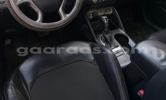 Buy Used Hyundai Tucson Silver Car in Dakar in Dakar Buy Used Hyundai Tucson Silver Car in Dakar in Dakar