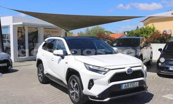 Acheter Occasion Voiture Toyota RAV4 Blanc à Dabo, Kolda Acheter Occasion Voiture Toyota RAV4 Blanc à Dabo, Kolda