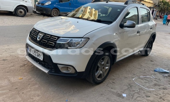 Dieundeu Occasion Dacia Sandero Blanc Auto in Dakar in Dakar Dieundeu Occasion Dacia Sandero Blanc Auto in Dakar in Dakar