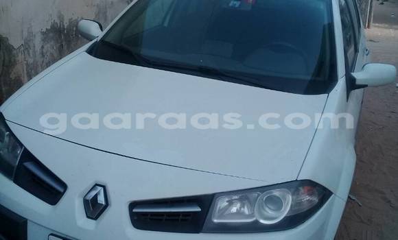 Acheter Occasion Voiture Renault Megane Blanc à Gueule Tapee Fass Colobane au Dakar Acheter Occasion Voiture Renault Megane Blanc à Gueule Tapee Fass Colobane au Dakar