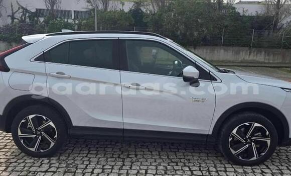 Acheter Occasion Voiture Mitsubishi Eclipse Cross Blanc à Dabo, Kolda Acheter Occasion Voiture Mitsubishi Eclipse Cross Blanc à Dabo, Kolda