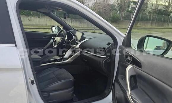 Acheter Occasion Voiture Mitsubishi Eclipse Cross Blanc à Dabo, Kolda Acheter Occasion Voiture Mitsubishi Eclipse Cross Blanc à Dabo, Kolda