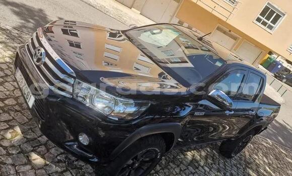 Acheter Occasion Voiture Toyota Hilux Noir à Diofior, Fatick Acheter Occasion Voiture Toyota Hilux Noir à Diofior, Fatick