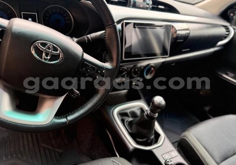 Big with watermark toyota hilux fatick diofior 33787