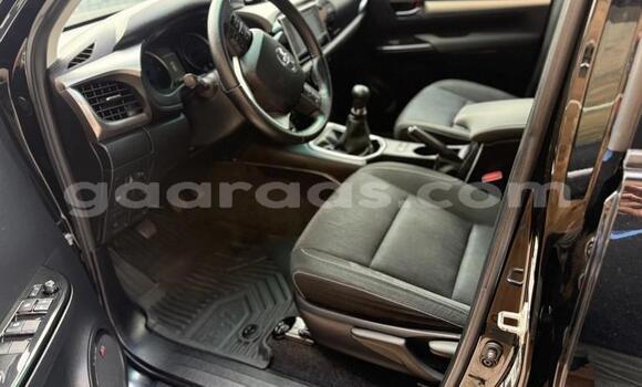 Acheter Occasion Voiture Toyota Hilux Noir à Diofior, Fatick Acheter Occasion Voiture Toyota Hilux Noir à Diofior, Fatick